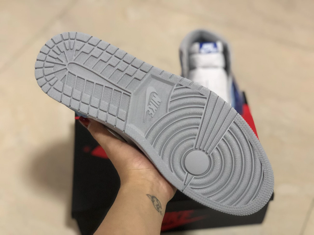 Fit Sporting Goods Air Jordan 1 High OG Hyper Royal/Light Smoke Grey-White 555088-402 16 Fit Sporting Goods Air Jordan 1 High OG Hyper Royal/Light Smoke Grey-White 555088-402 - Image 14