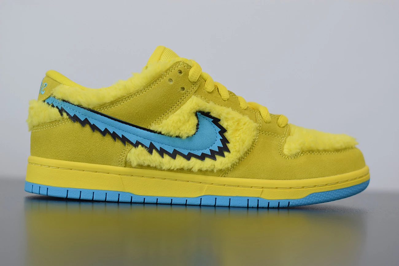 Fit Sporting Goods Grateful Dead X Nike SB Dunk Low Opti Yellow CJ5378-700 4 Fit Sporting Goods Grateful Dead X Nike SB Dunk Low Opti Yellow CJ5378-700 - Image 2