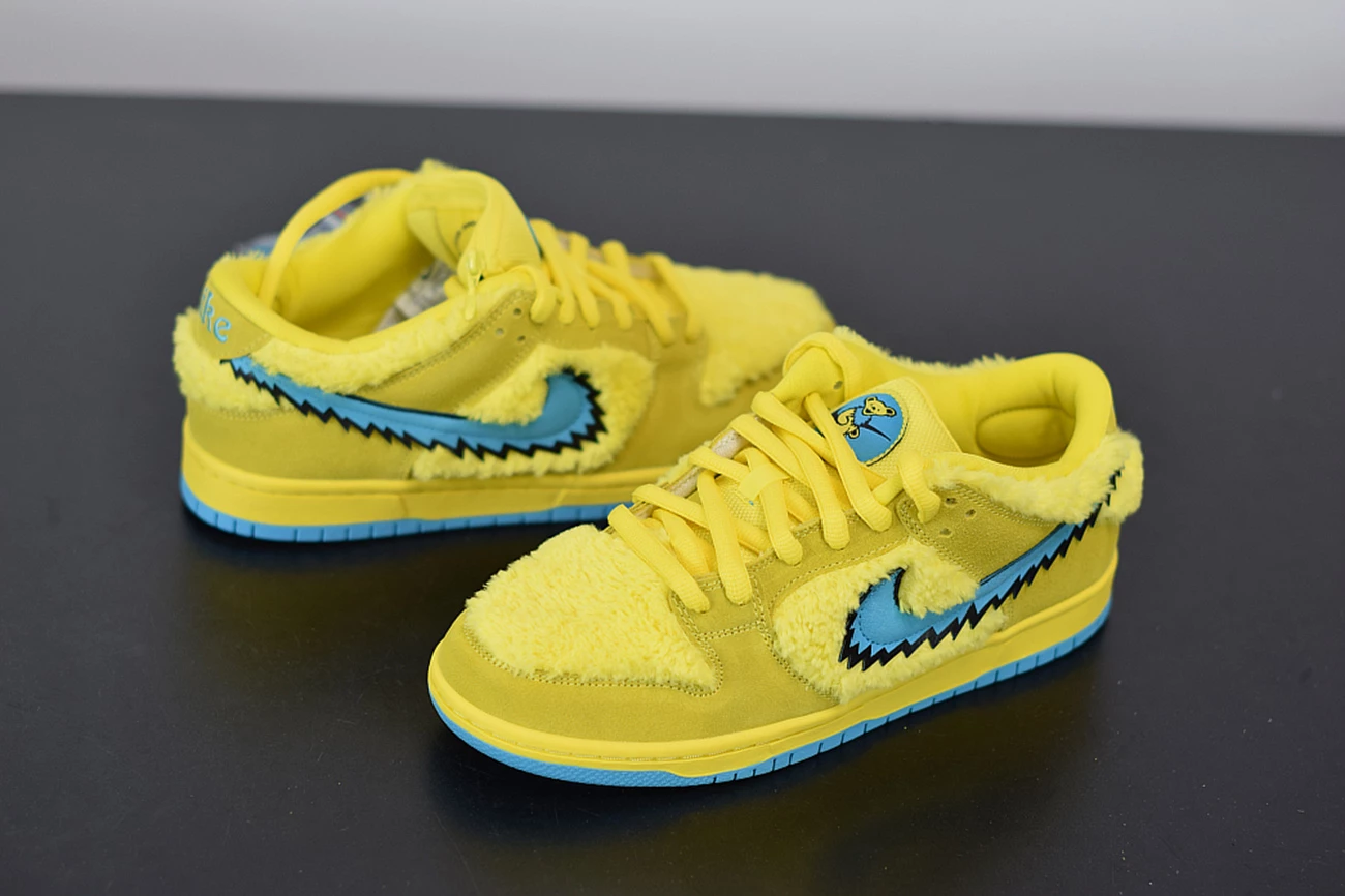 Fit Sporting Goods Grateful Dead X Nike SB Dunk Low Opti Yellow CJ5378-700 6 Fit Sporting Goods Grateful Dead X Nike SB Dunk Low Opti Yellow CJ5378-700 - Image 4