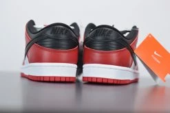 Fit Sporting Goods Nike SB SB Dunk Low J-Pack “Chicago” BQ6817-600 17 Fit Sporting Goods Nike SB SB Dunk Low J-Pack “Chicago” BQ6817-600 -Fit Sporting Goods Sales Nike SB Dunk Low J Pack Chicago BQ6817 600 7