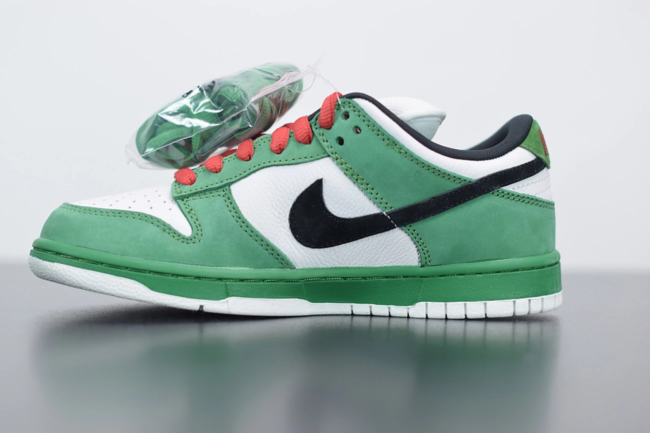 Fit Sporting Goods Nike SB Dunk Low Pro “Heineken” Classic Green/Black-White-Red 4 Fit Sporting Goods Nike SB Dunk Low Pro “Heineken” Classic Green/Black-White-Red - Image 3