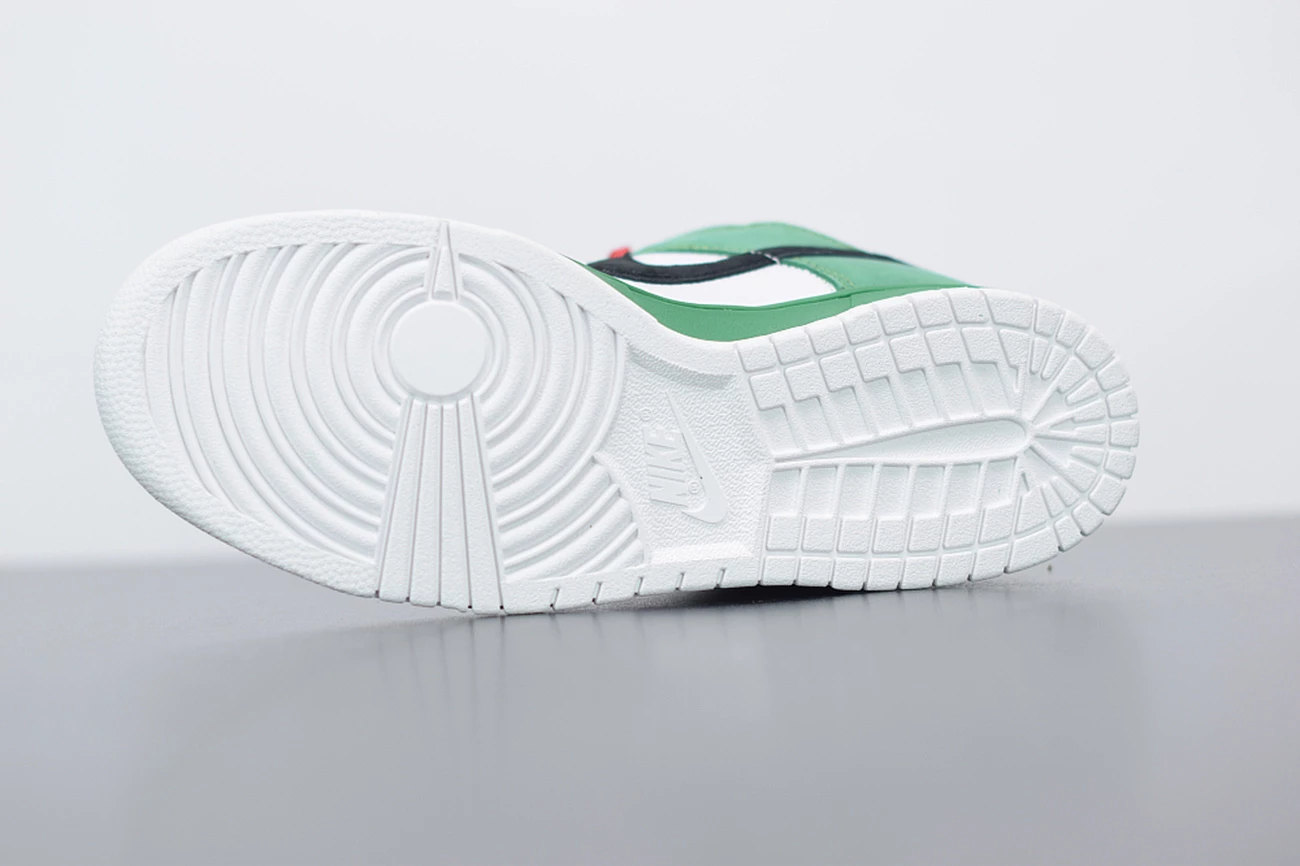 Fit Sporting Goods Nike SB Dunk Low Pro “Heineken” Classic Green/Black-White-Red 9 Fit Sporting Goods Nike SB Dunk Low Pro “Heineken” Classic Green/Black-White-Red - Image 8