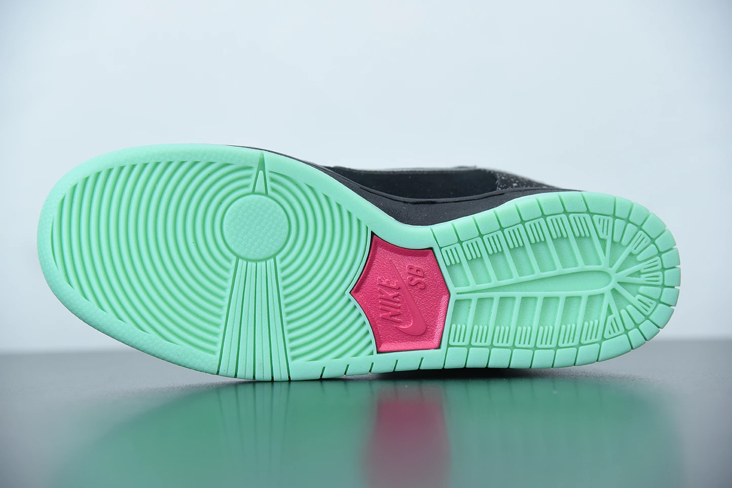 Fit Sporting Goods Premier X Nike SB Dunk High “Northern Lights” 313171-063 11 Fit Sporting Goods Premier X Nike SB Dunk High “Northern Lights” 313171-063 - Image 9