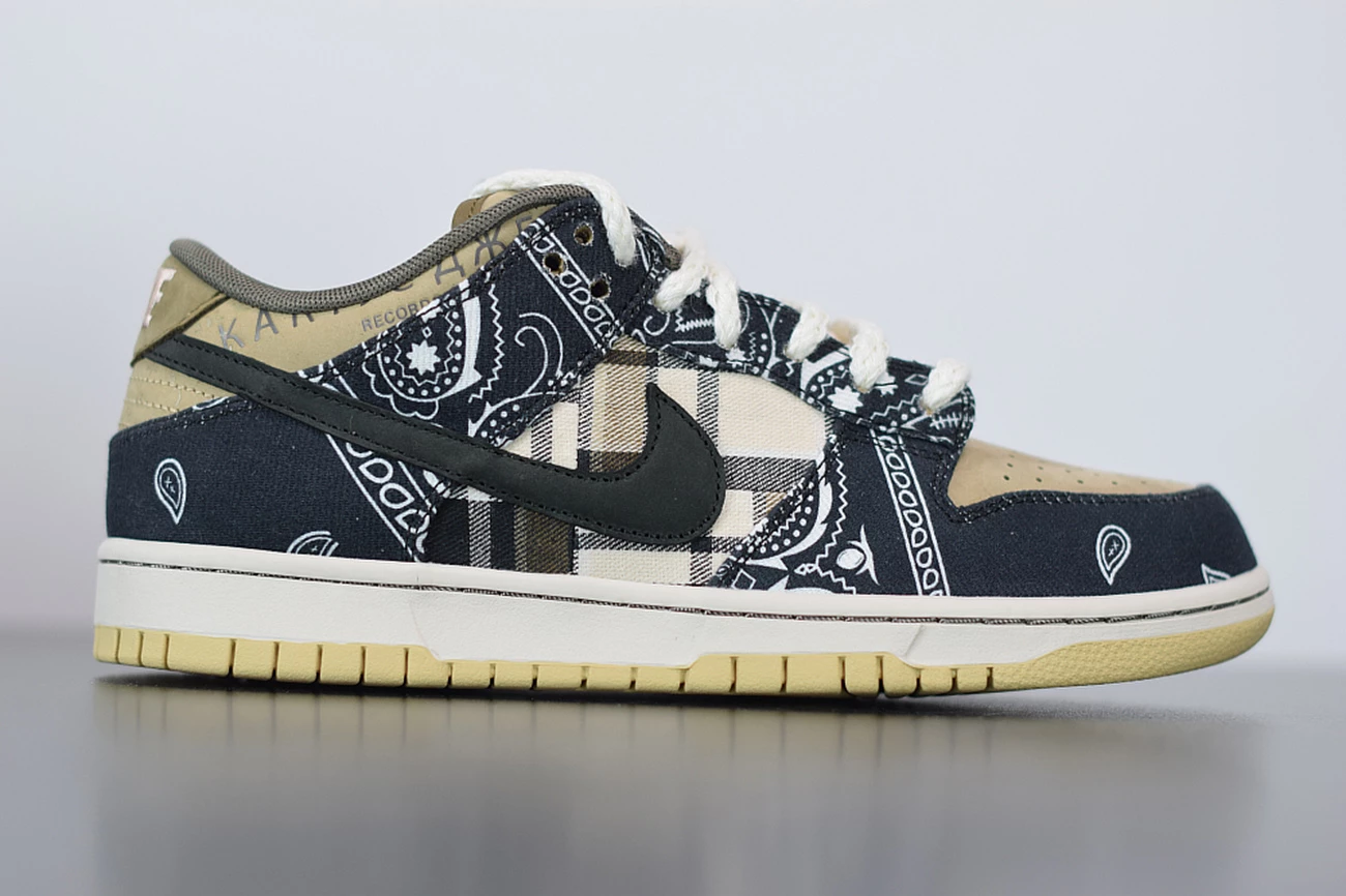Fit Sporting Goods Travis Scott X Nike SB Dunk Low Black/Parachute Beige-Petra Brown 4 Fit Sporting Goods Travis Scott X Nike SB Dunk Low Black/Parachute Beige-Petra Brown - Image 2