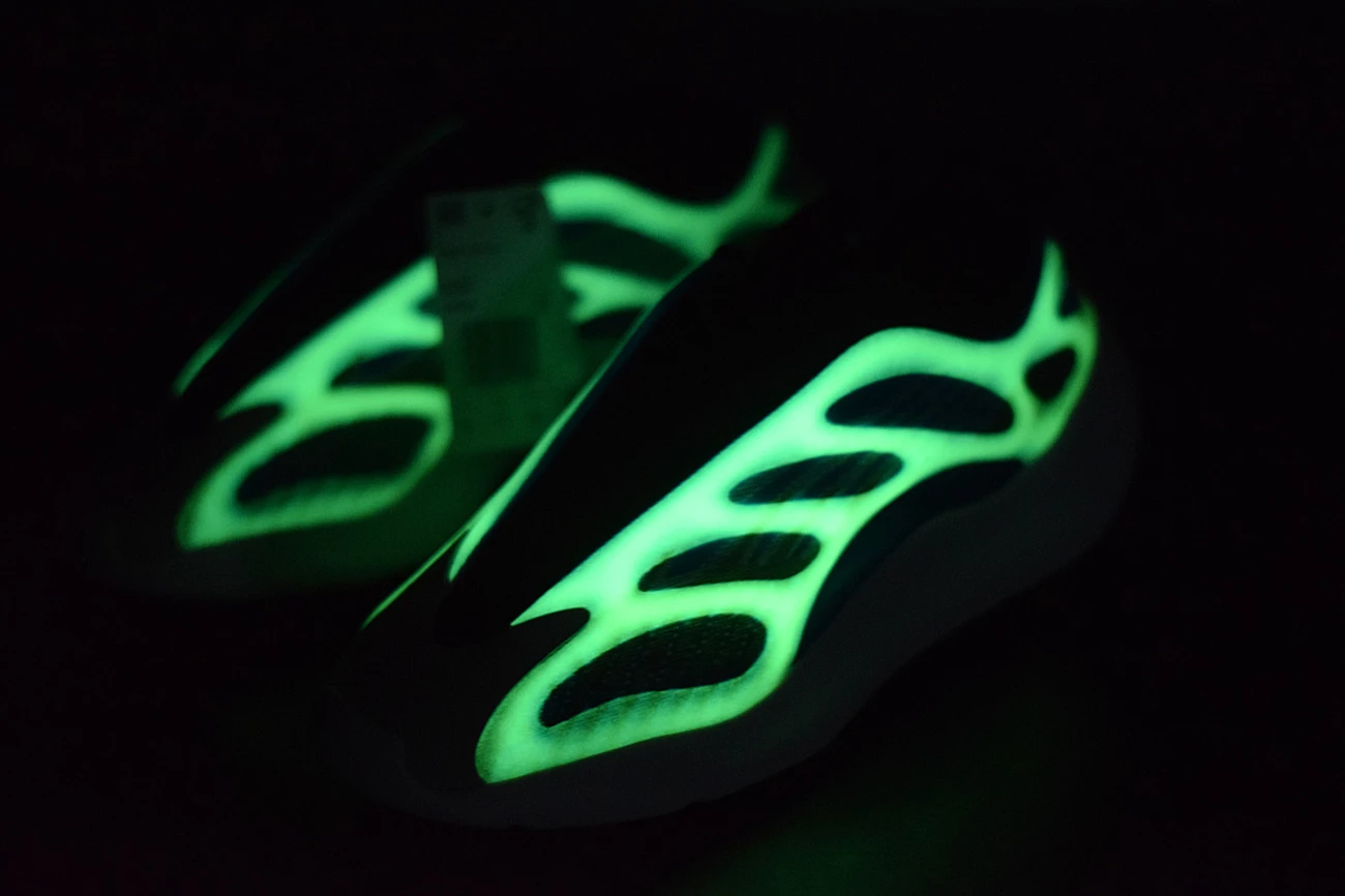 Fit Sporting Goods Adidas Yeezy 700 V3 “Azareth” 6 Fit Sporting Goods Adidas Yeezy 700 V3 “Azareth” - Image 4